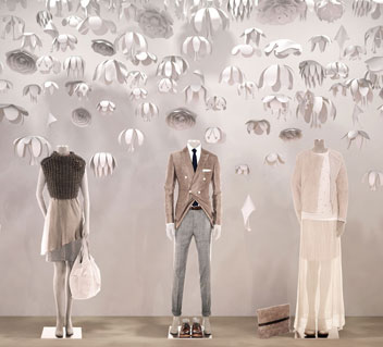 brunello-cucinelli-pure-spring-paper-flowers-scenography-sm-b
